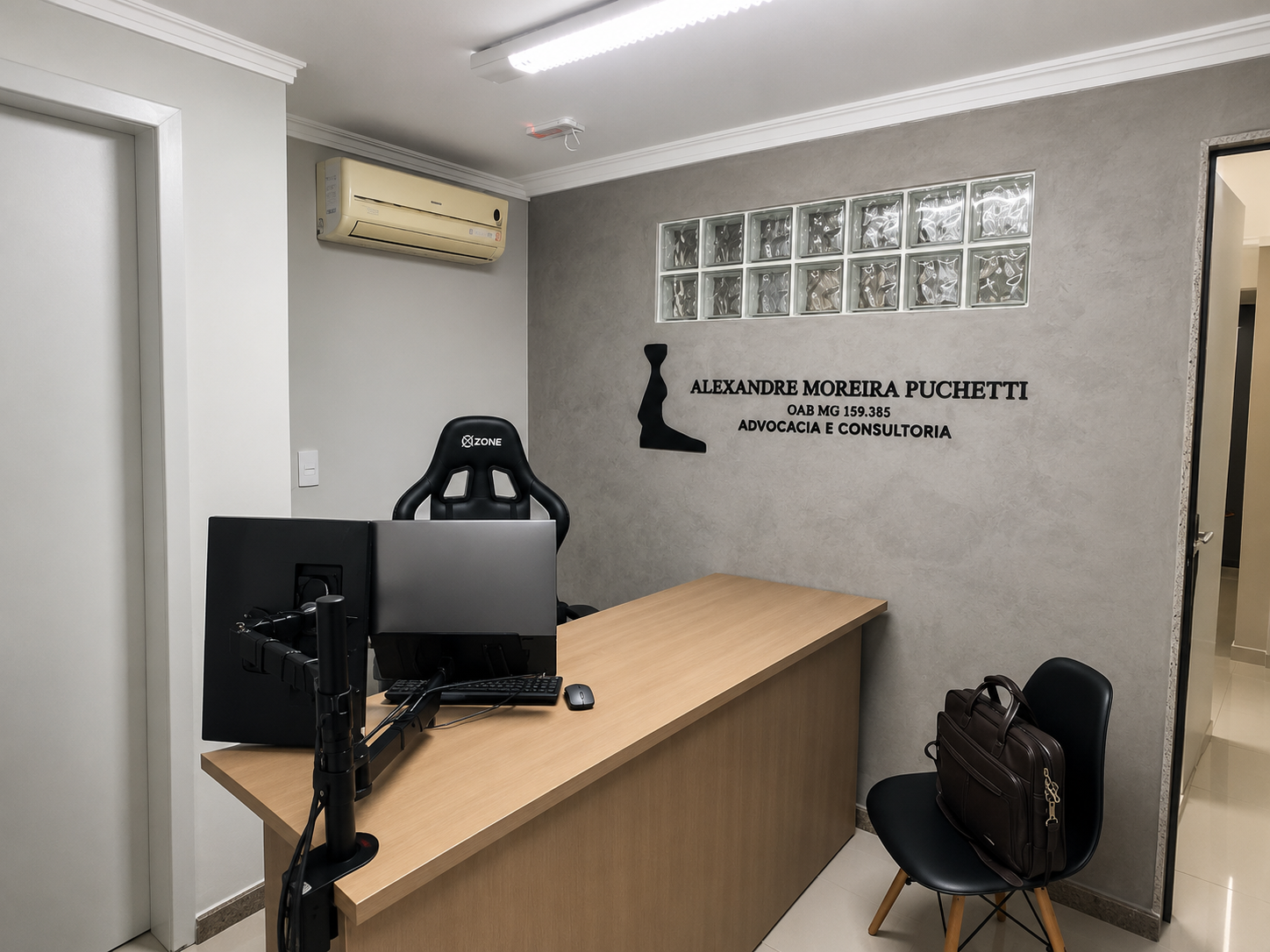 Sala de atendimento jurídico do escritório